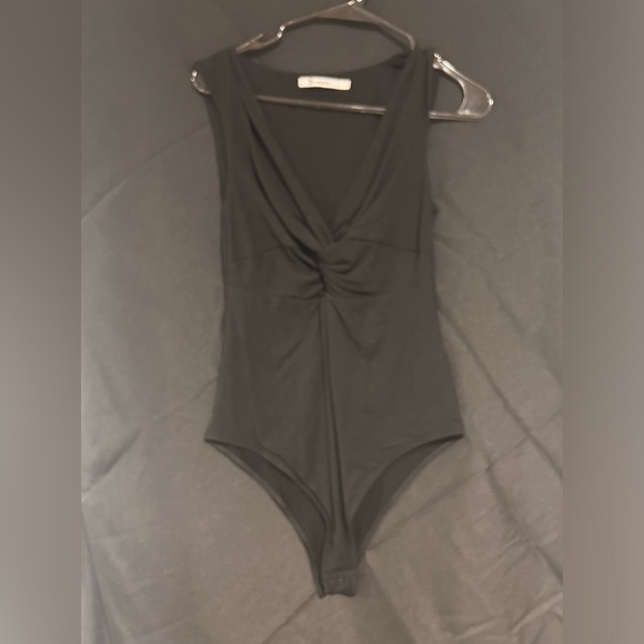 T by Alexander Wang - Picture 1 of 3